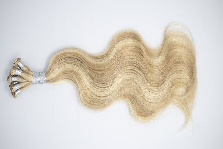 #D18/22   |   WAVY: Hand-Tied Weft Extensions